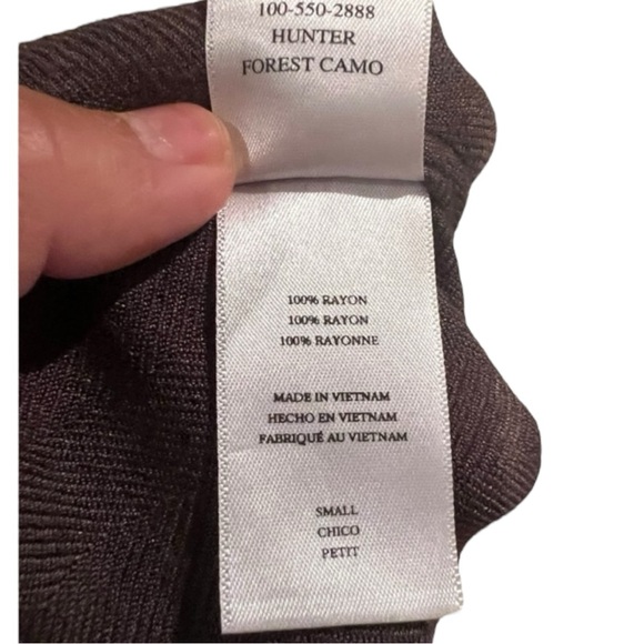 RAILS Size S "Hunter" Button-down Shirt in Camo Forest - Picture 9 of 12